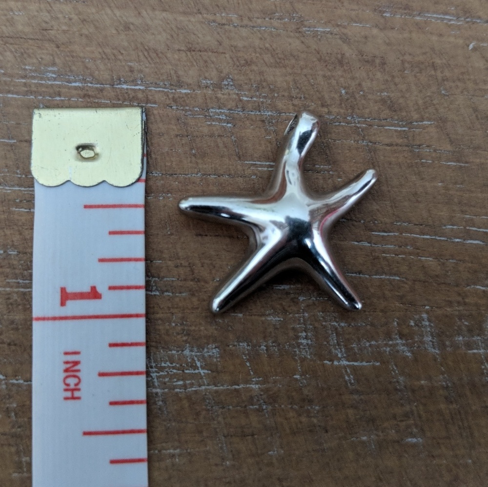 925 Sterling Silver Starfish Pendant